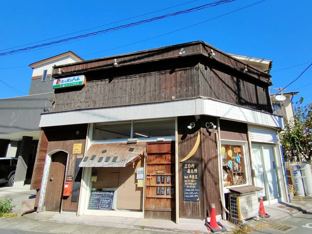 季節の地元素材を使った手作りパウンドケーキが大人気！姉妹でいとなむ湘南のパウンドケーキ屋「三日月」に行ってきました！