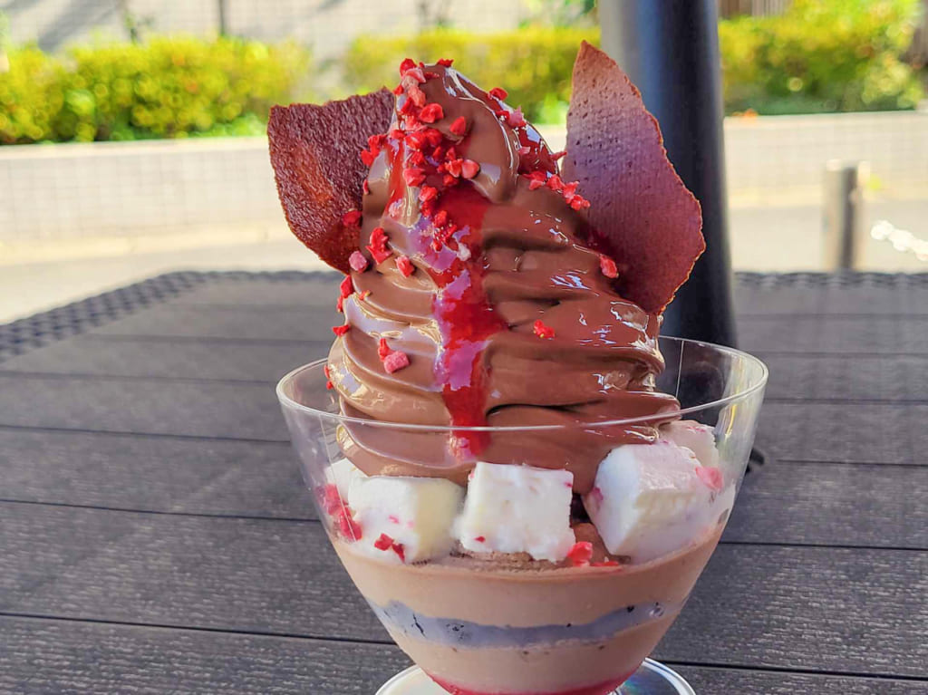 「じゅん散歩」にも登場！「シルスマリア 平塚店」の「生チョコパフェ」がさらにおいしくなって期間限定販売中！