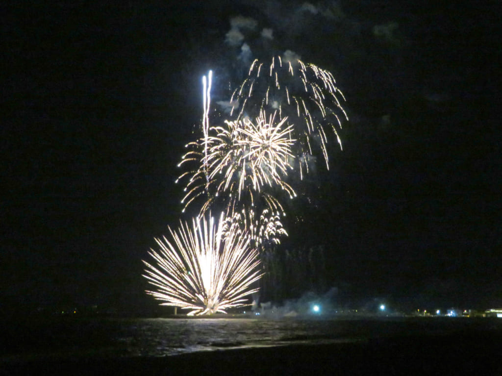 「WEEKLY 打ち上げ花火 in 大磯」2回目の打ち上げ花火は8月10日（木）午後8時から！
