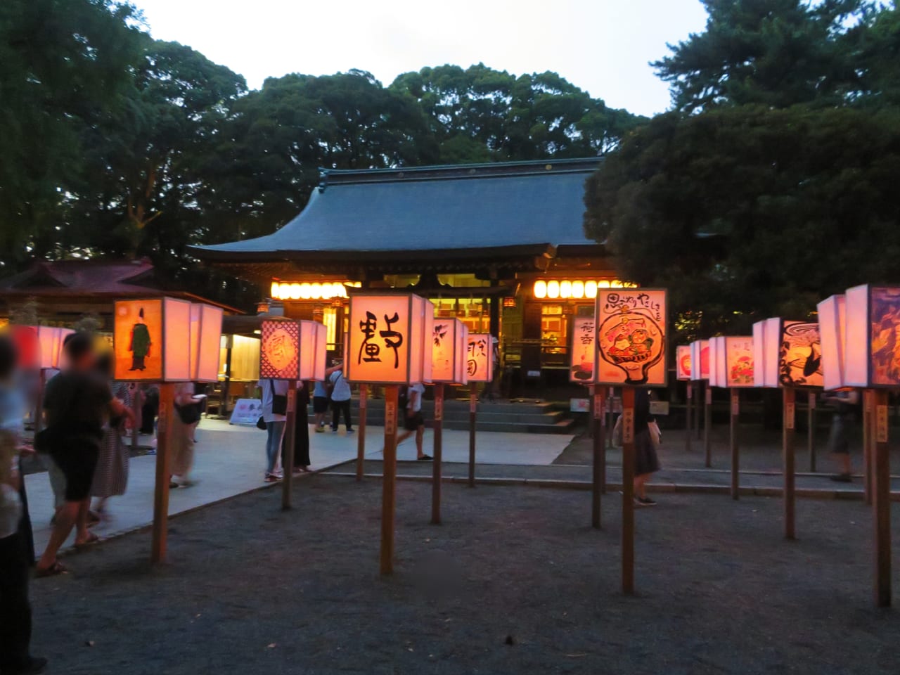 平塚八幡宮で18日（月・祝）まで開催！幻想的な「ぼんぼりまつり」に行ってきました！