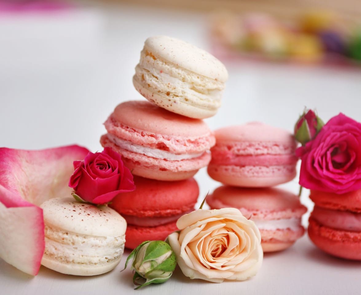 焼き菓子の店「マ・コピーヌ」店主さんに学ぶマカロン教室「Sweet Rose Garden バラ色のマカロン」が11月12日（日）に「花菜ガーデン」で開催されます！