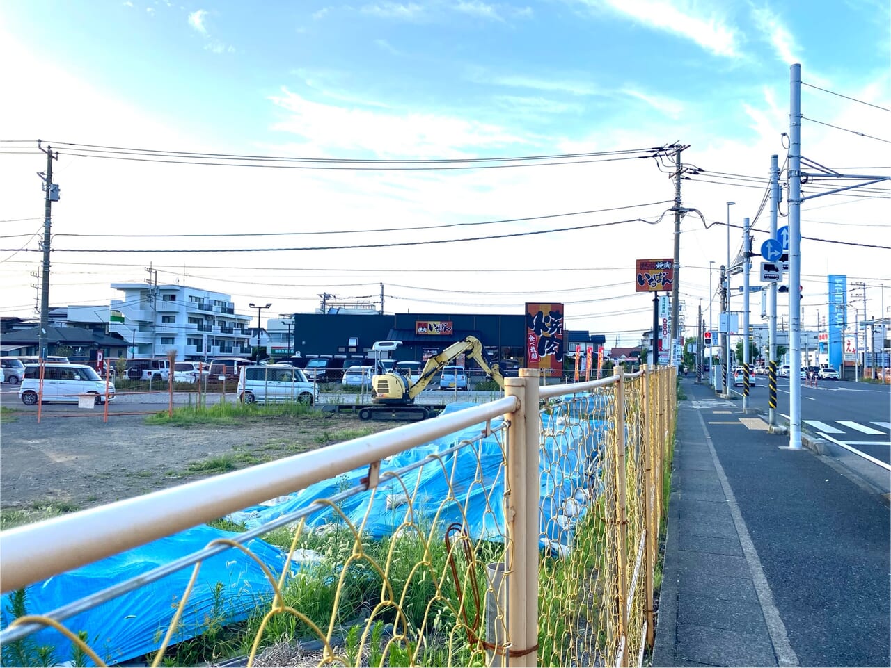 焼肉いちばん東真土二丁目交差点前の空き地