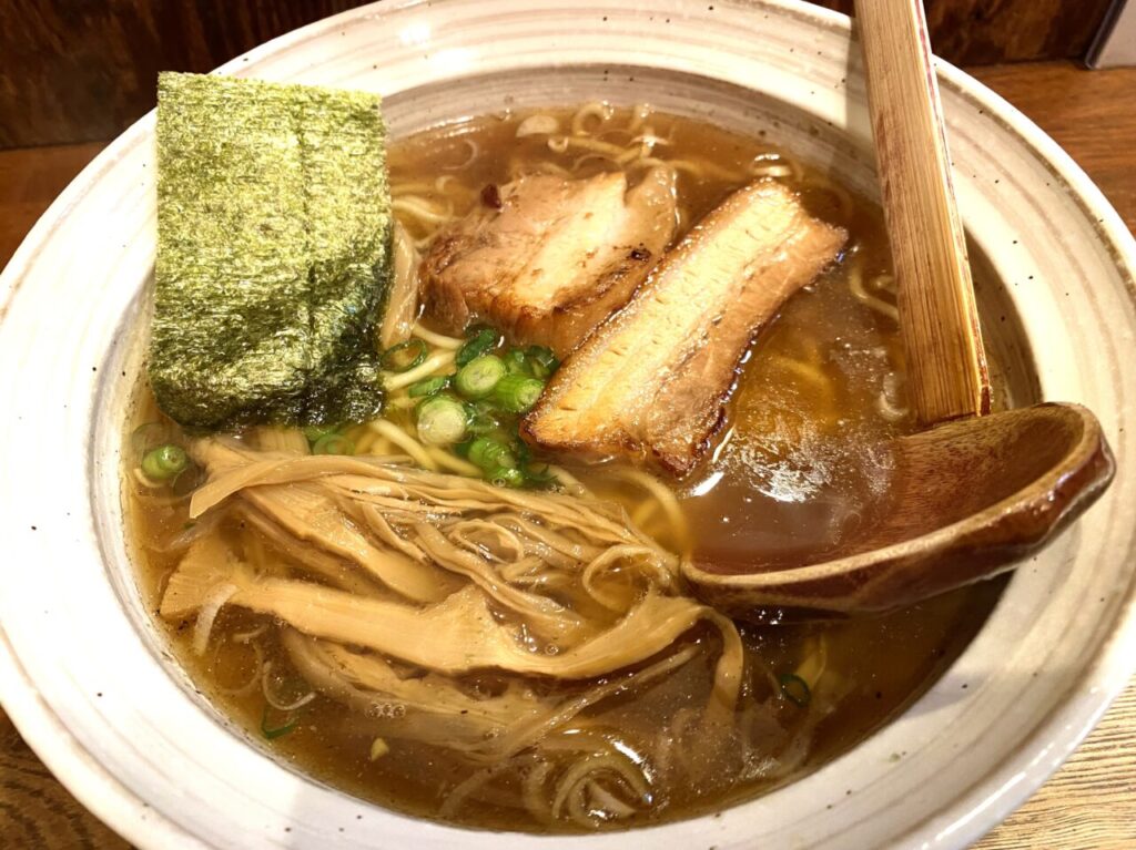 平塚市桃浜町麺や八雲