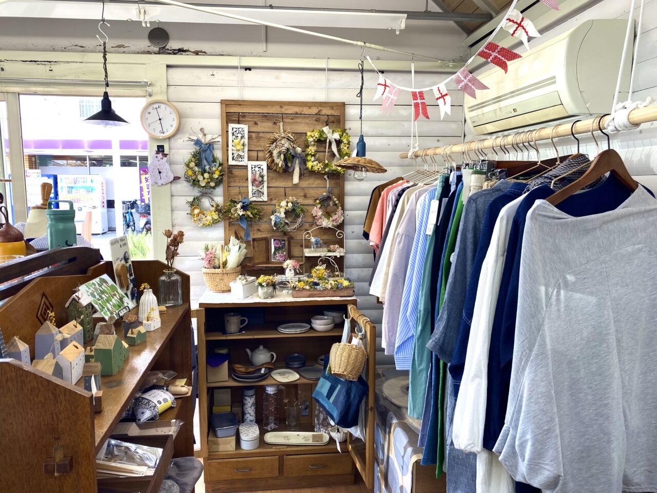平塚市徳延雑貨店moi
