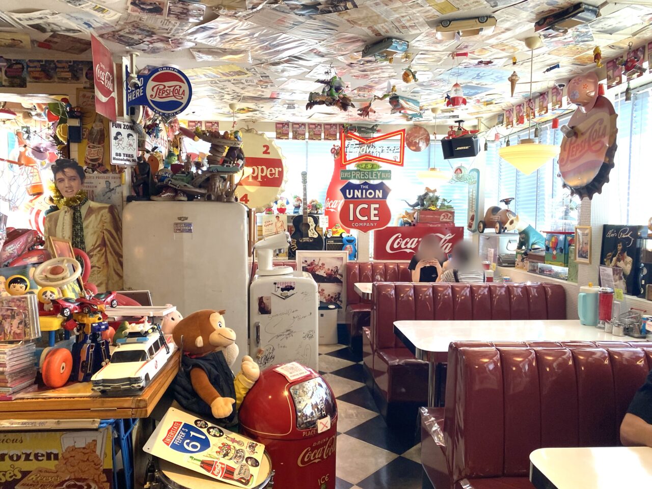 平塚市城所ペッパーズドライブイン